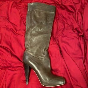 SHOWSTOPPERS. Bally Sz 41 brown leather boots